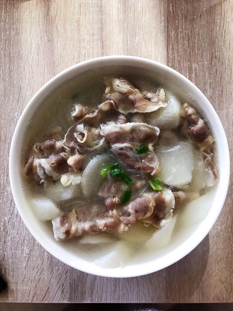 羊肉片汆萝卜