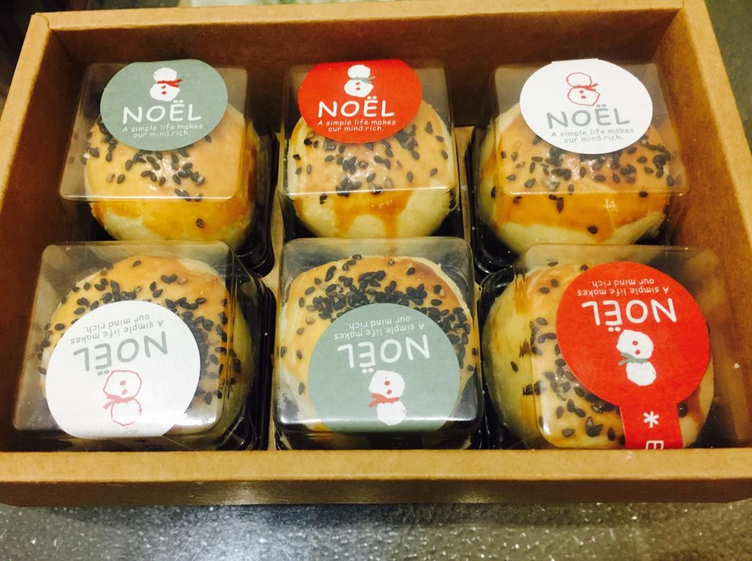 泳式鲜肉榨菜月饼