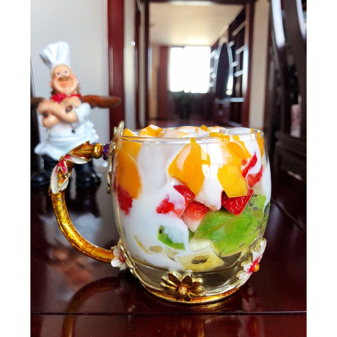 随意搭配酸奶水果捞