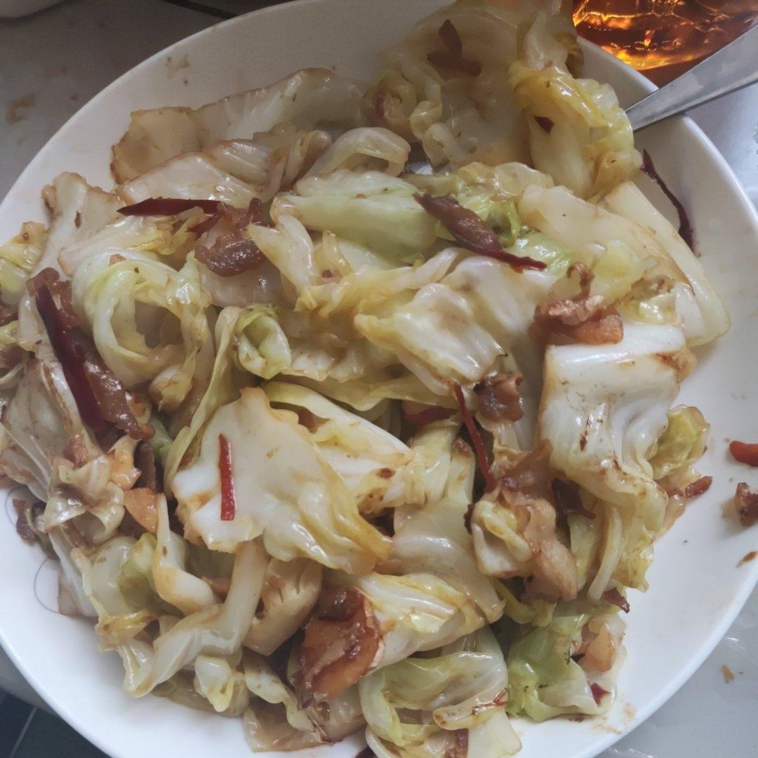 阿婆手撕包菜