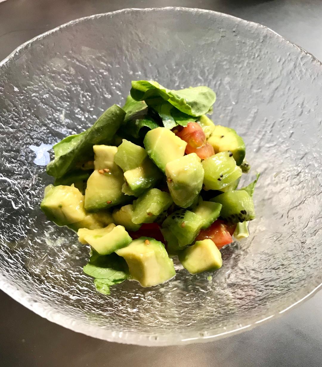 【减脂小厨房】牛油果沙拉