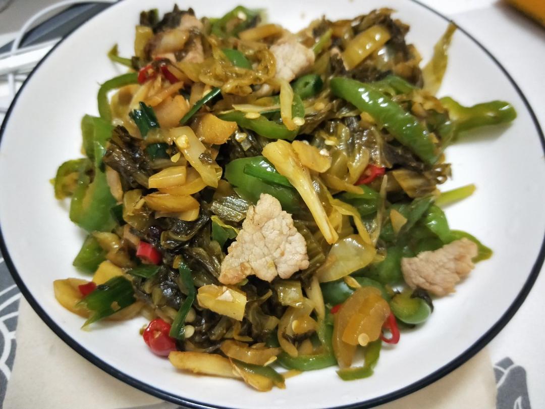酸菜炒肉