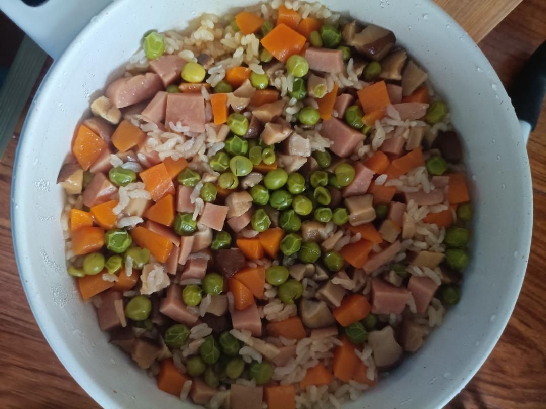 把陈乔恩吃哭的焖饭，我一口气连吃3碗，学会后再也不想吃外卖了