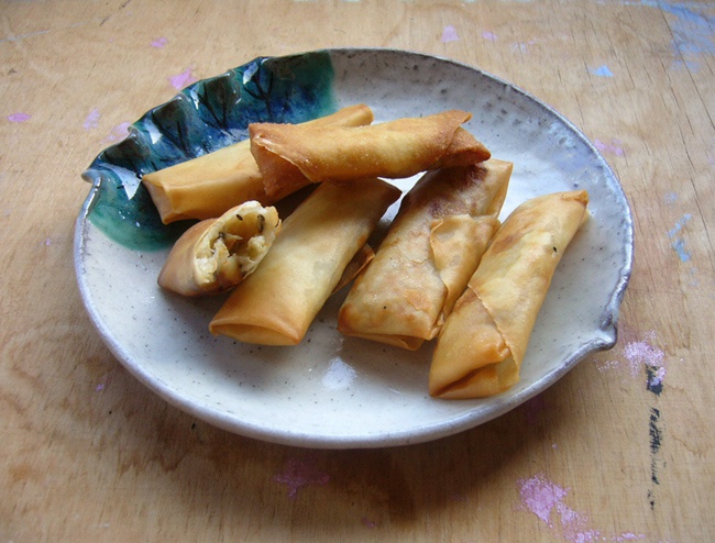 黄芽菜肉丝春卷