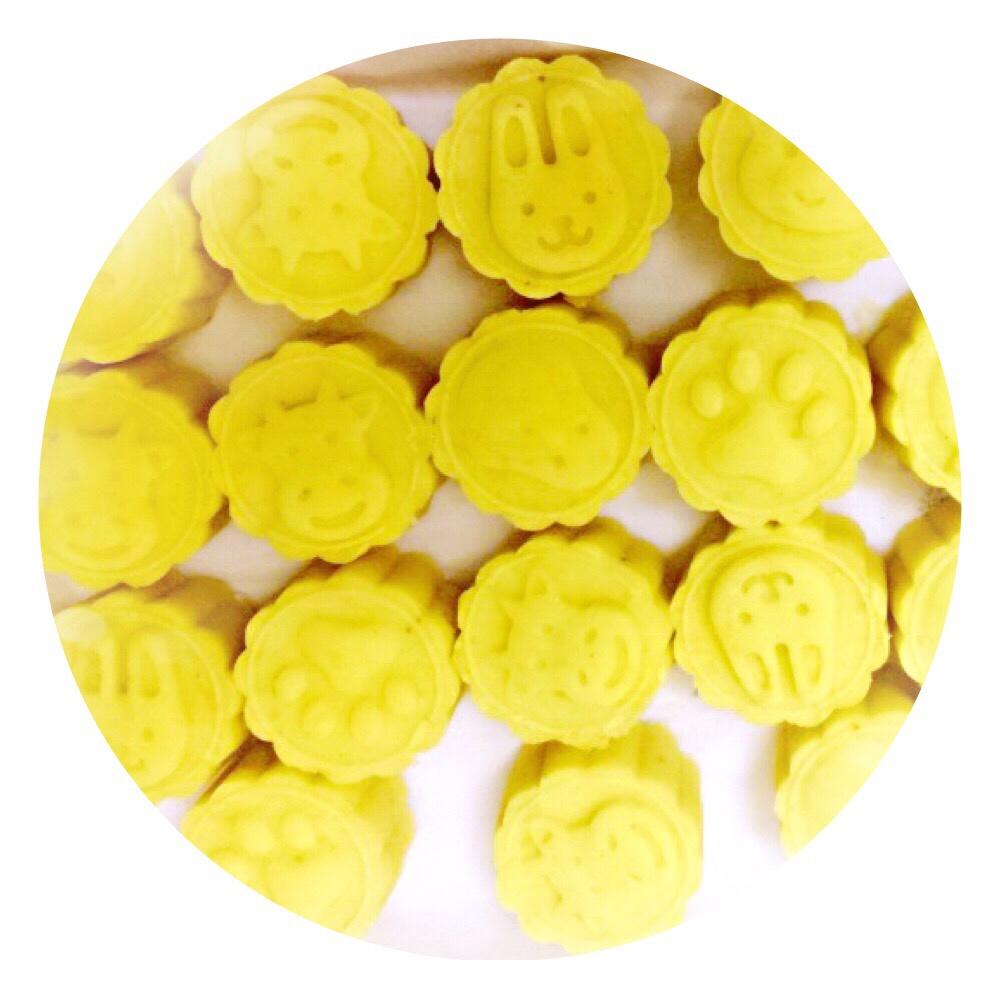 小泰子做的手工绿豆糕(绿豆月饼)做法