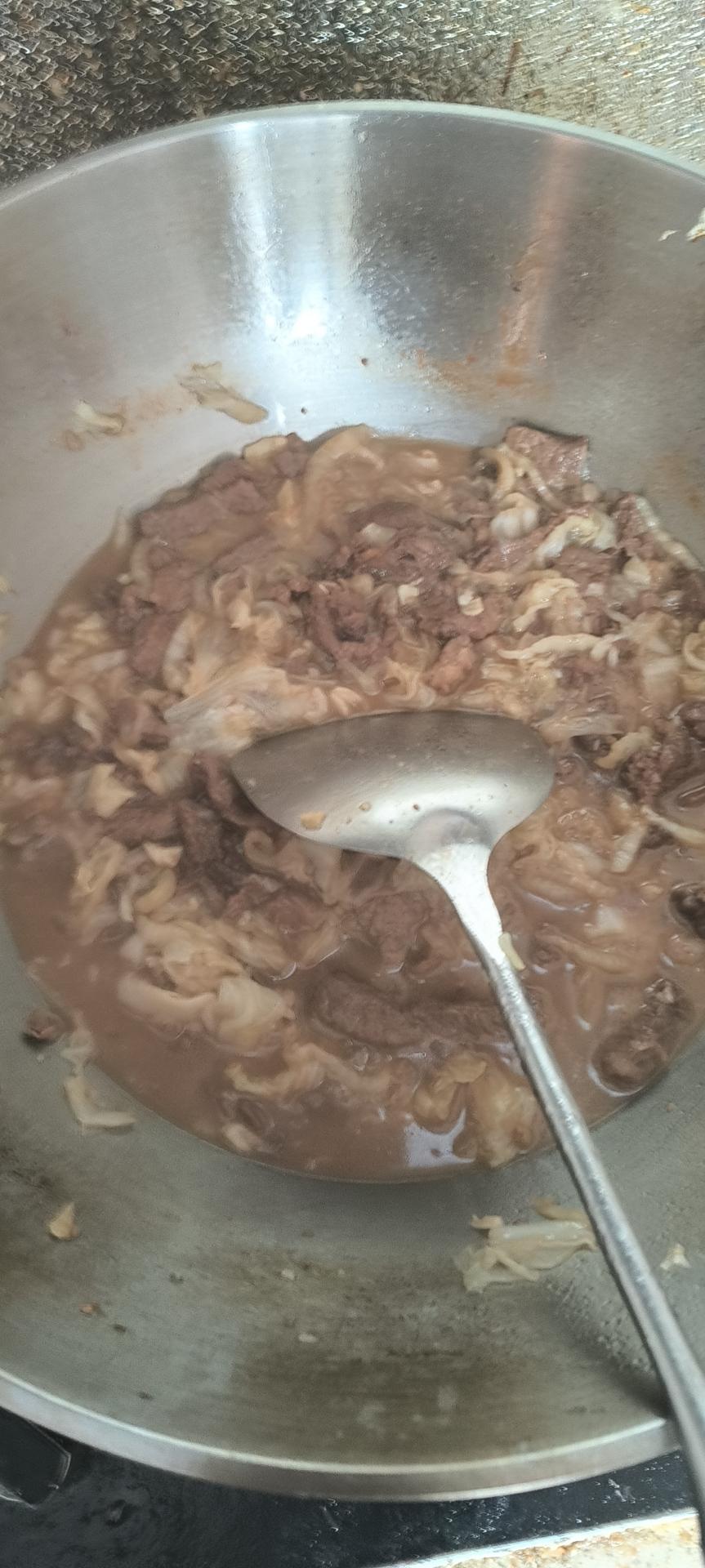 牛肉炒娃娃菜，巨巨巨…巨好吃，快去做！