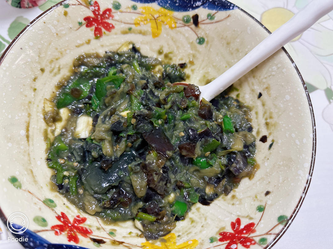 茄子皮蛋擂辣椒