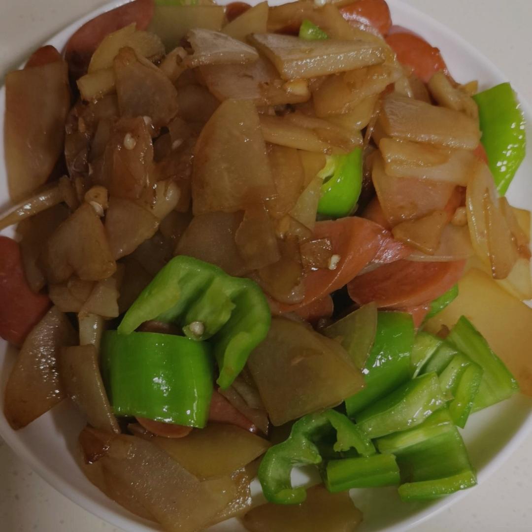 土豆片炒火腿肠