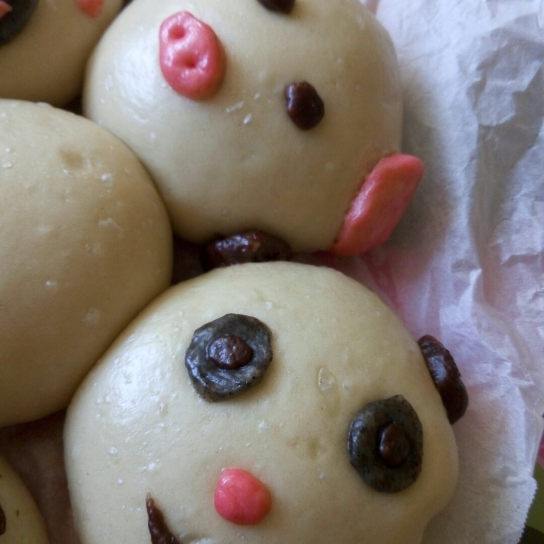 可爱的小猪豆沙包