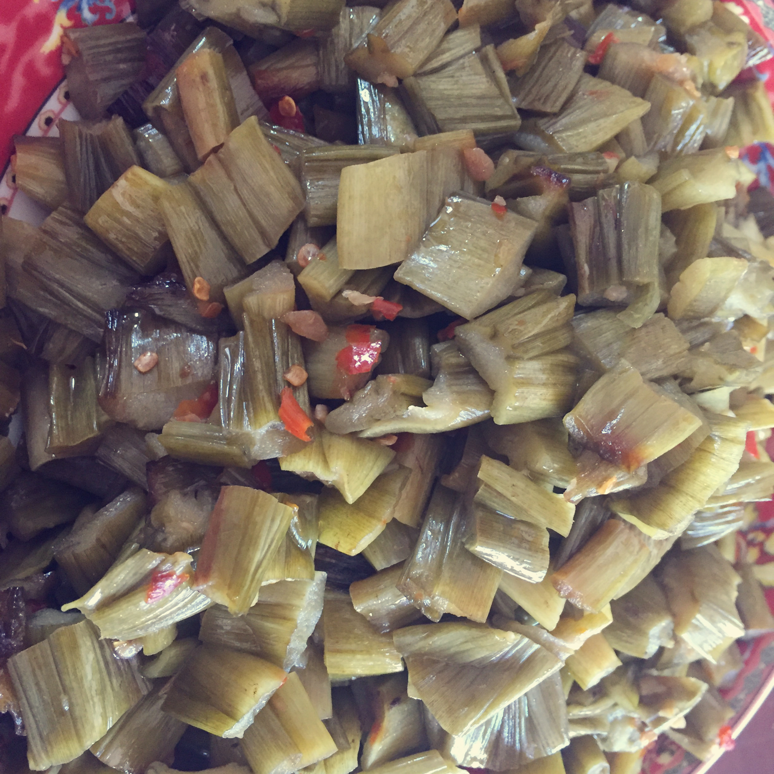 默默未央做的酸辣芋蒙