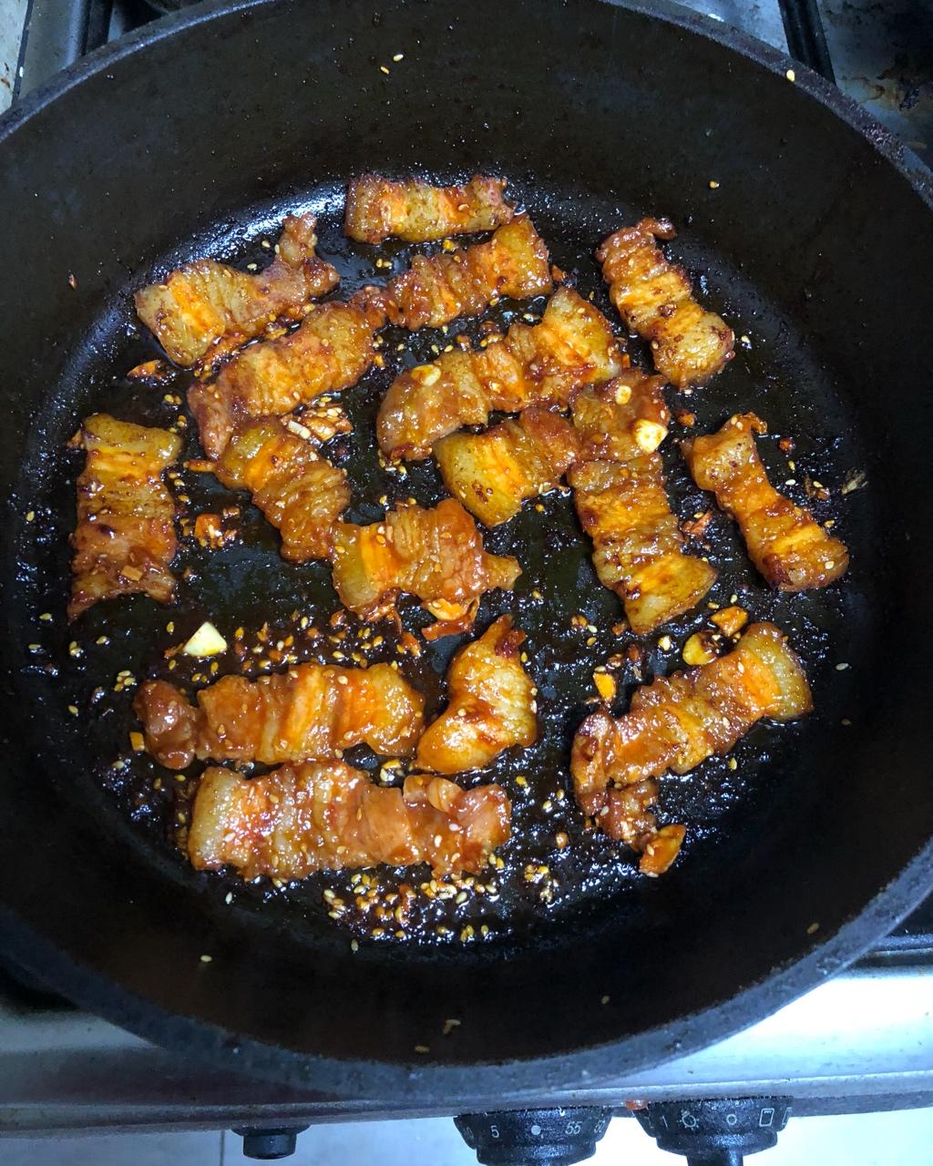 蛋清shino做的韩式烤五花肉(平底锅版)