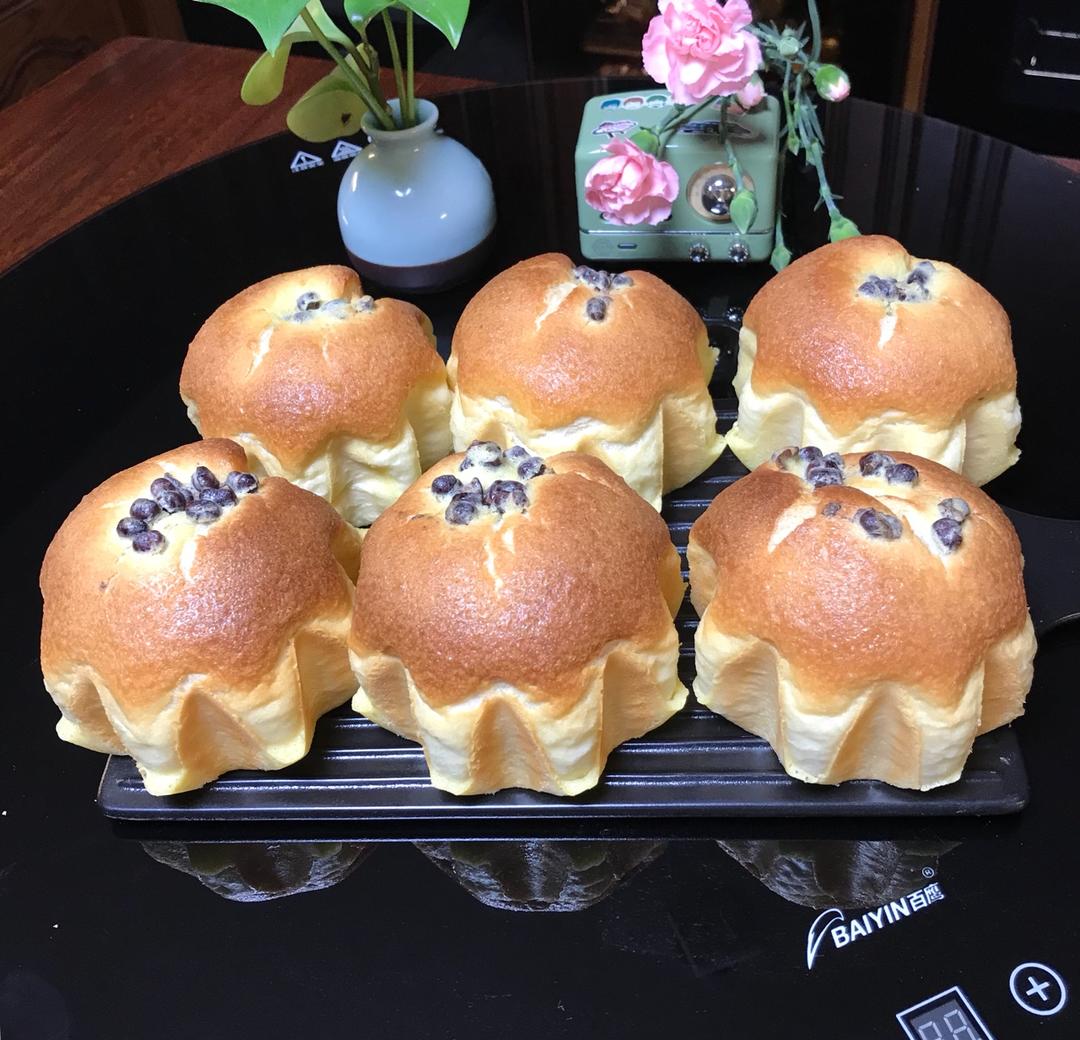 好吃到出炉就被抢光的墨西哥红豆面包