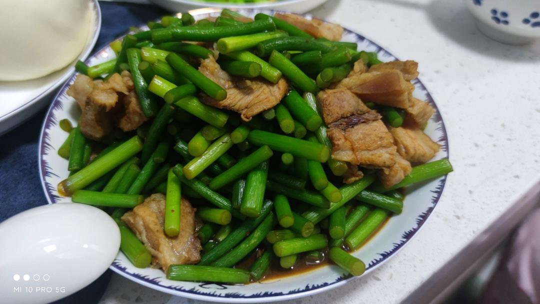 蒜苗炒肉