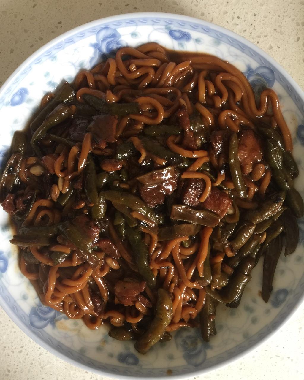 芸豆焖面（附万能的腌肉不老的办法）