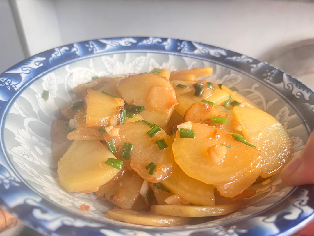 红烧土豆片