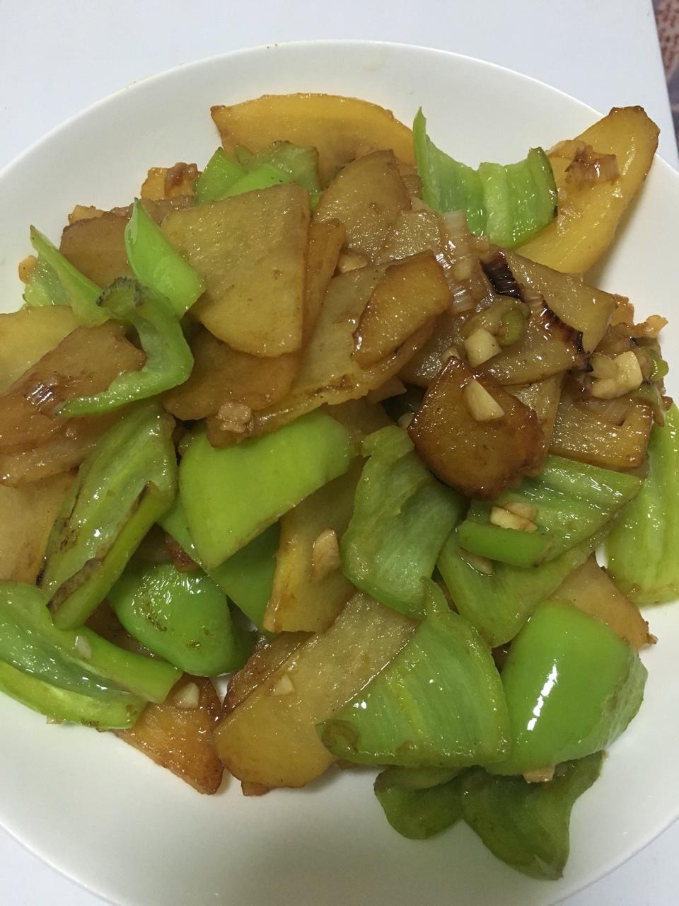 家常炒土豆片