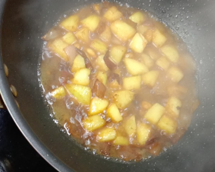 牛腩土豆煲的做法 步骤9