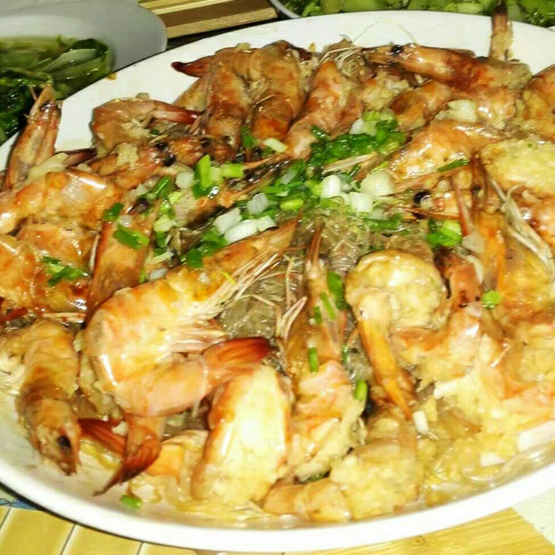 蒜蓉粉丝蒸大虾