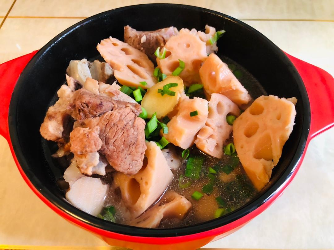 莲藕排骨汤