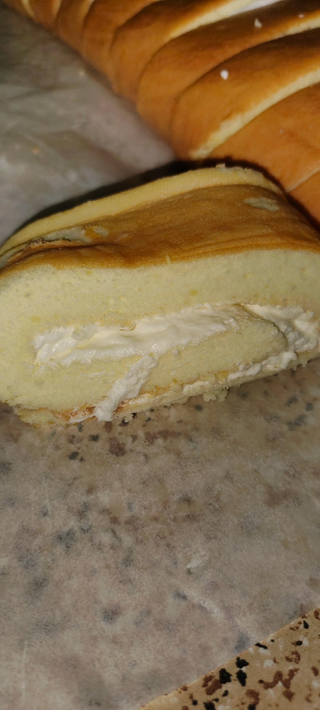 超详细的瑞士卷奶油蛋糕卷原味蛋糕卷的制作方法 饱满不掉皮不开裂（附模具换算方法）