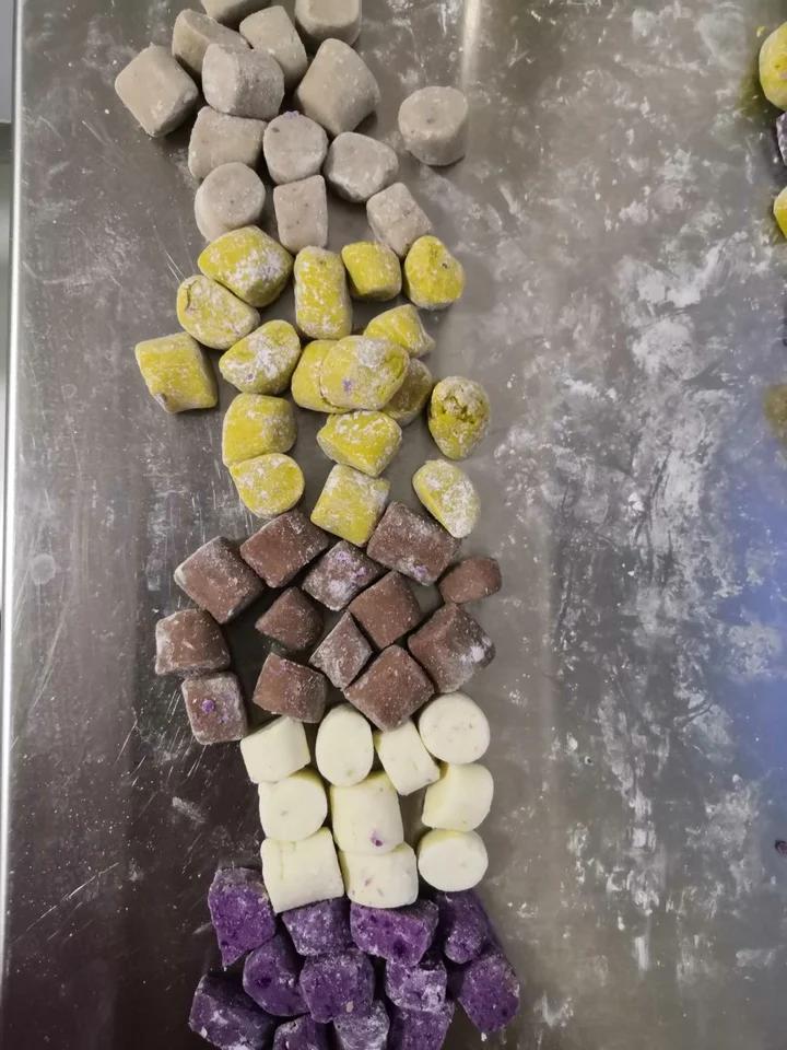 不圆的芋圆小圆子+随缘的红薯干