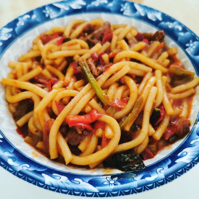 歹歹的新疆炒米粉