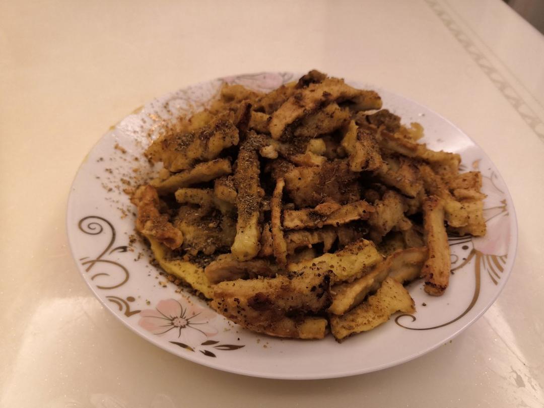 比肉还好吃的椒盐杏鲍菇，外酥里嫩，好吃到停不下来