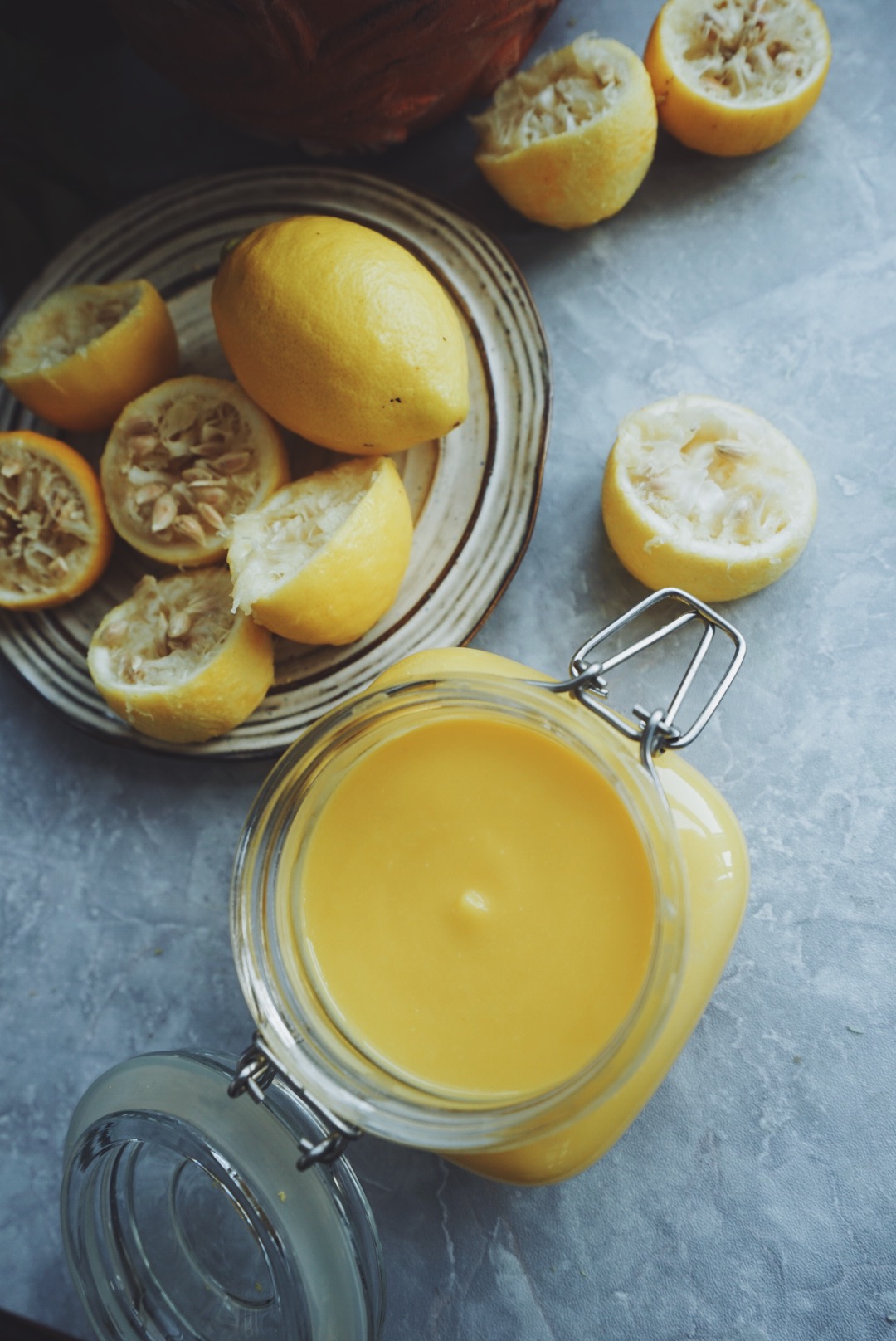 Lemon curd柠檬酱（吃掉一整颗柠檬树）的做法
