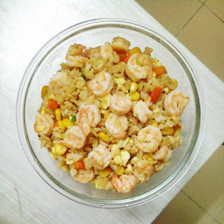 鲜虾炒饭