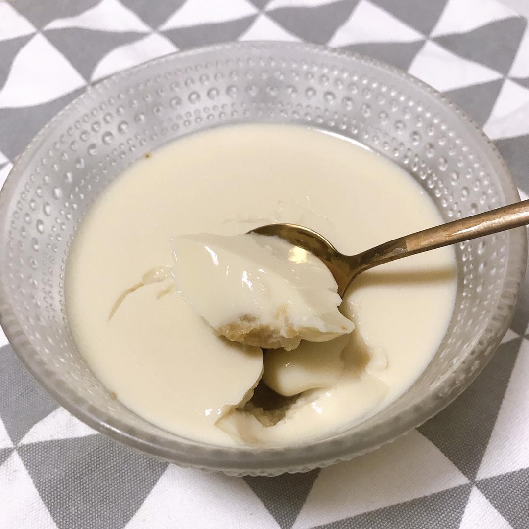 让你吃出牛奶肌的花胶炖鲜奶（花胶奶冻）