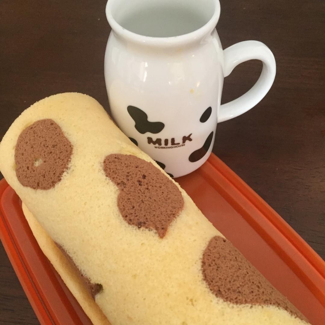 奶牛蛋糕卷+长颈鹿蛋糕卷