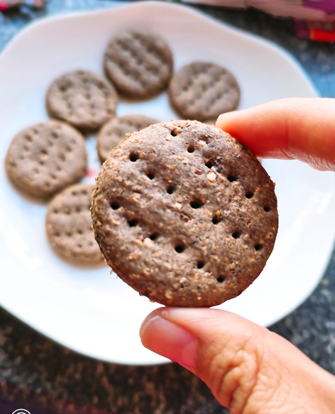 无糖粗粮纤维饼干低升糖