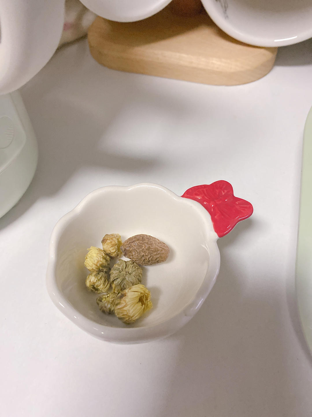 菠萝西米露【4月北鼎养生壶食谱】