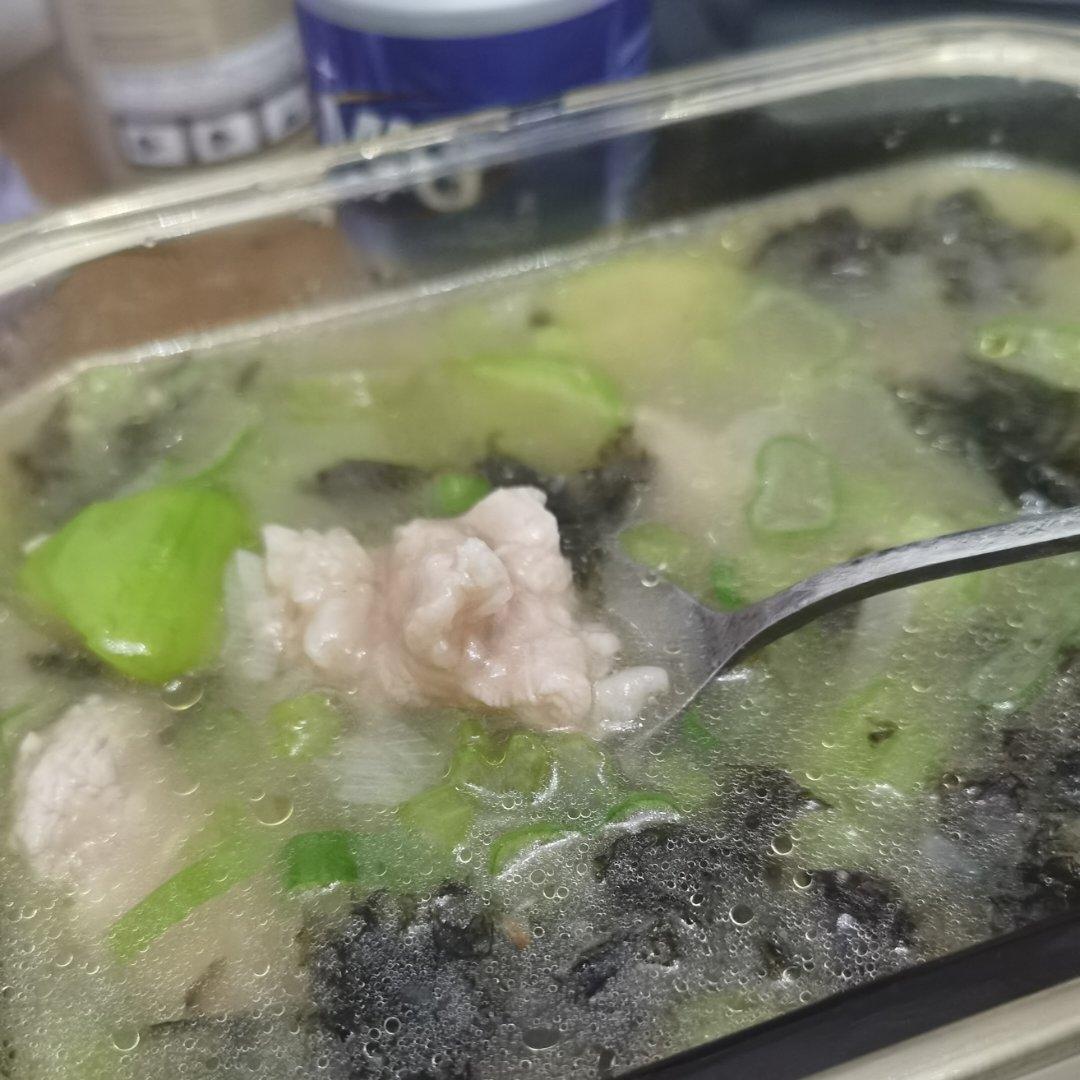 超嫩滑肉（瘦肉）丝瓜汤