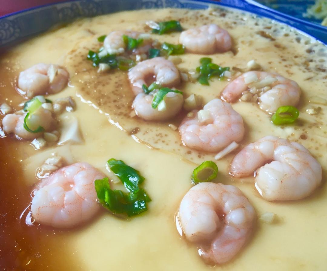 桃桃苦蕨做的虾仁豆腐蒸水蛋