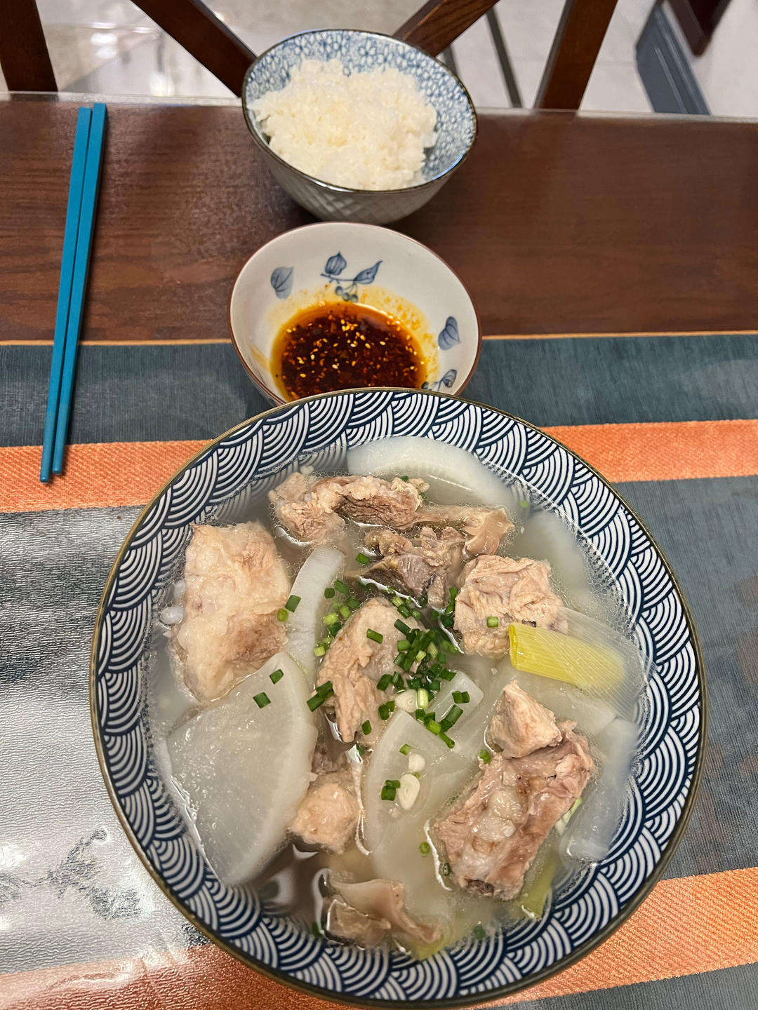 清炖排骨萝卜汤