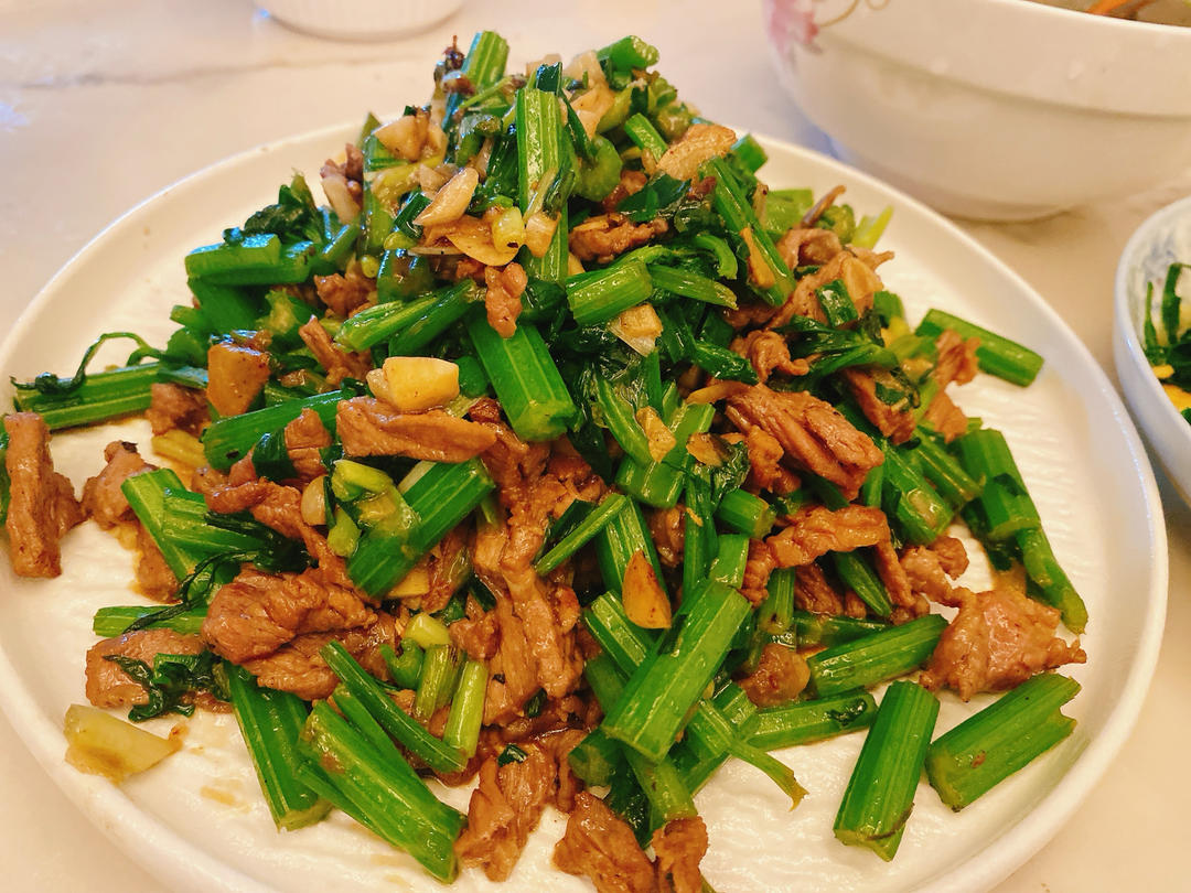 牛肉炒西芹