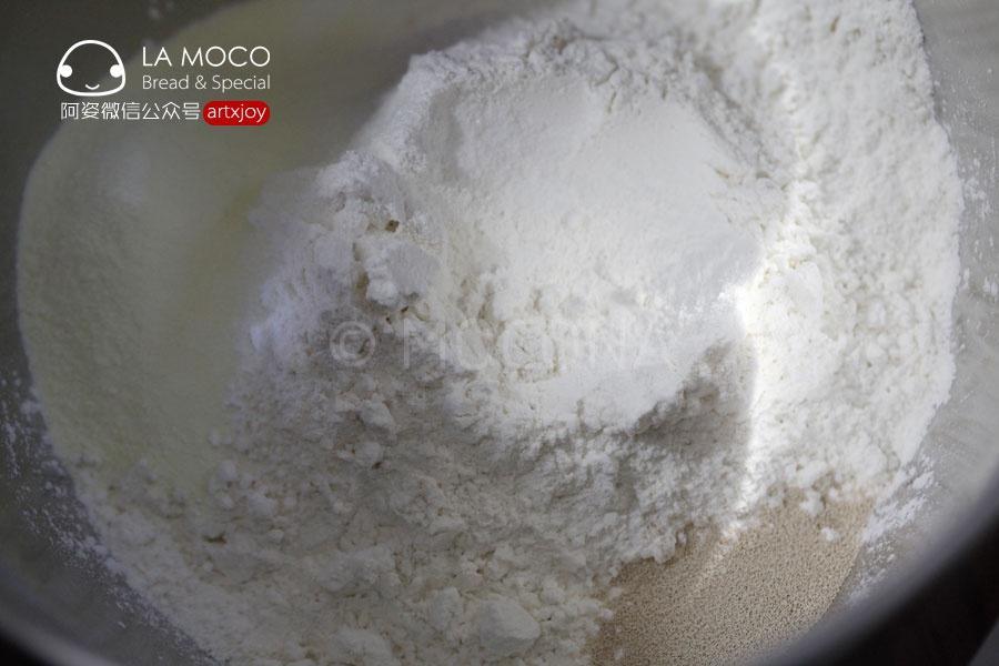 纯奶手撕吐司的做法 步骤1