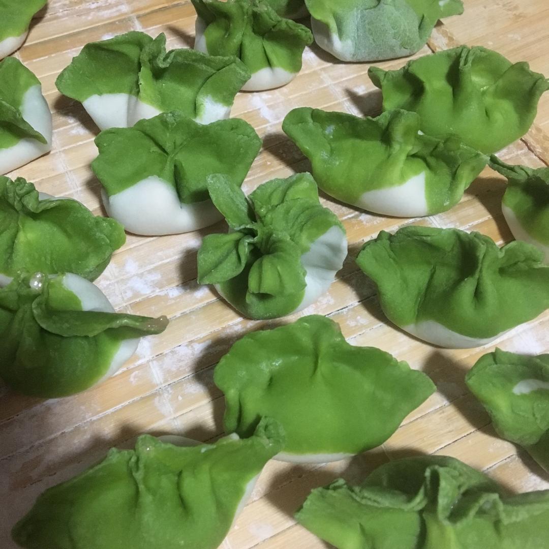 翡翠白玉白菜饺子详细版（附翡翠白玉白菜饺子包法，翡翠白玉饺子皮两种制法，面包机和面，翡翠白玉烧卖，各种馅料搭配）