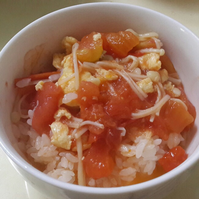 番茄炒蛋盖浇饭