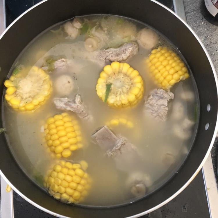 玉米排骨汤