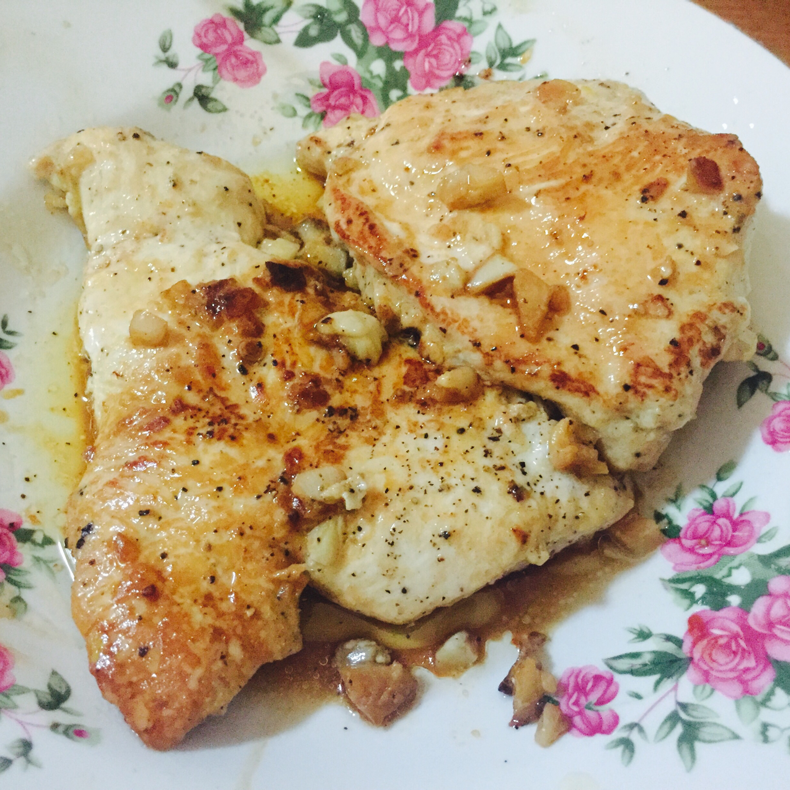 酷炫屌炸天好吃的煎鸡胸肉（香蒜蜂蜜煎鸡胸肉）