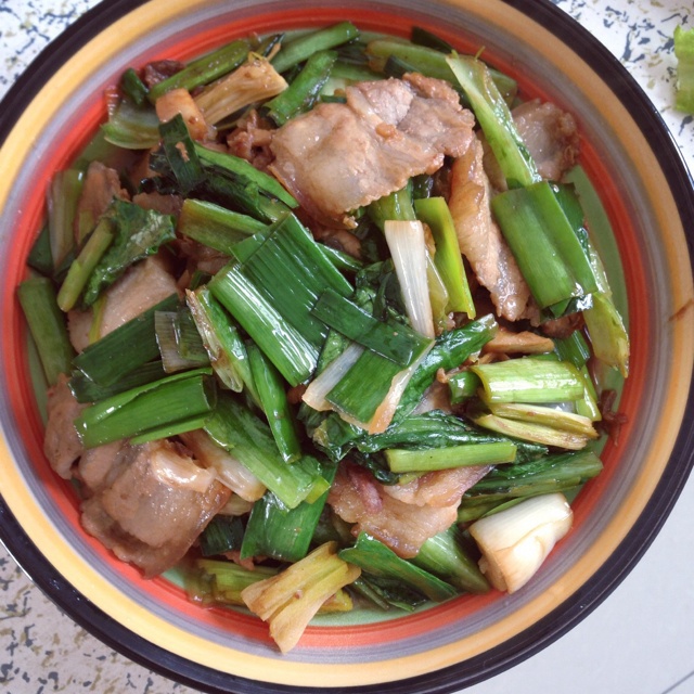 懒人版蒜苗炒肉