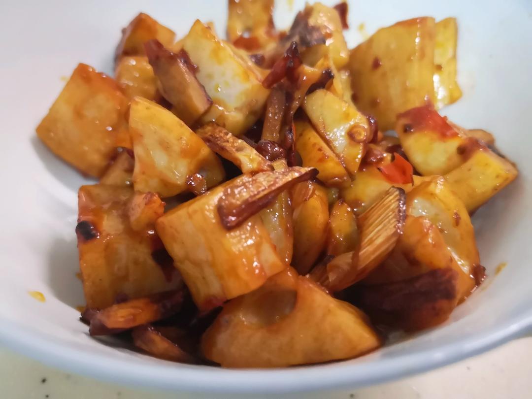 家常快手菜小炒藕丁真香