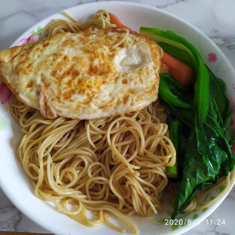 香到舔盘子🉐️荷包蛋焖面🍜超满足❗️