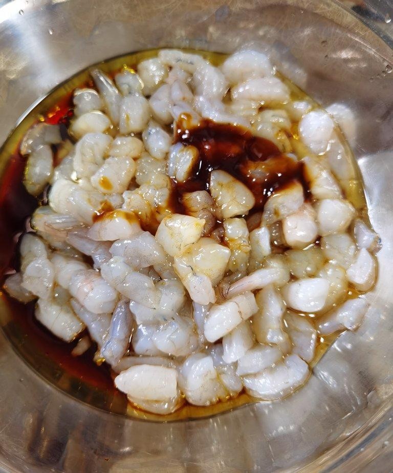 韭菜鸡蛋虾仁水饺