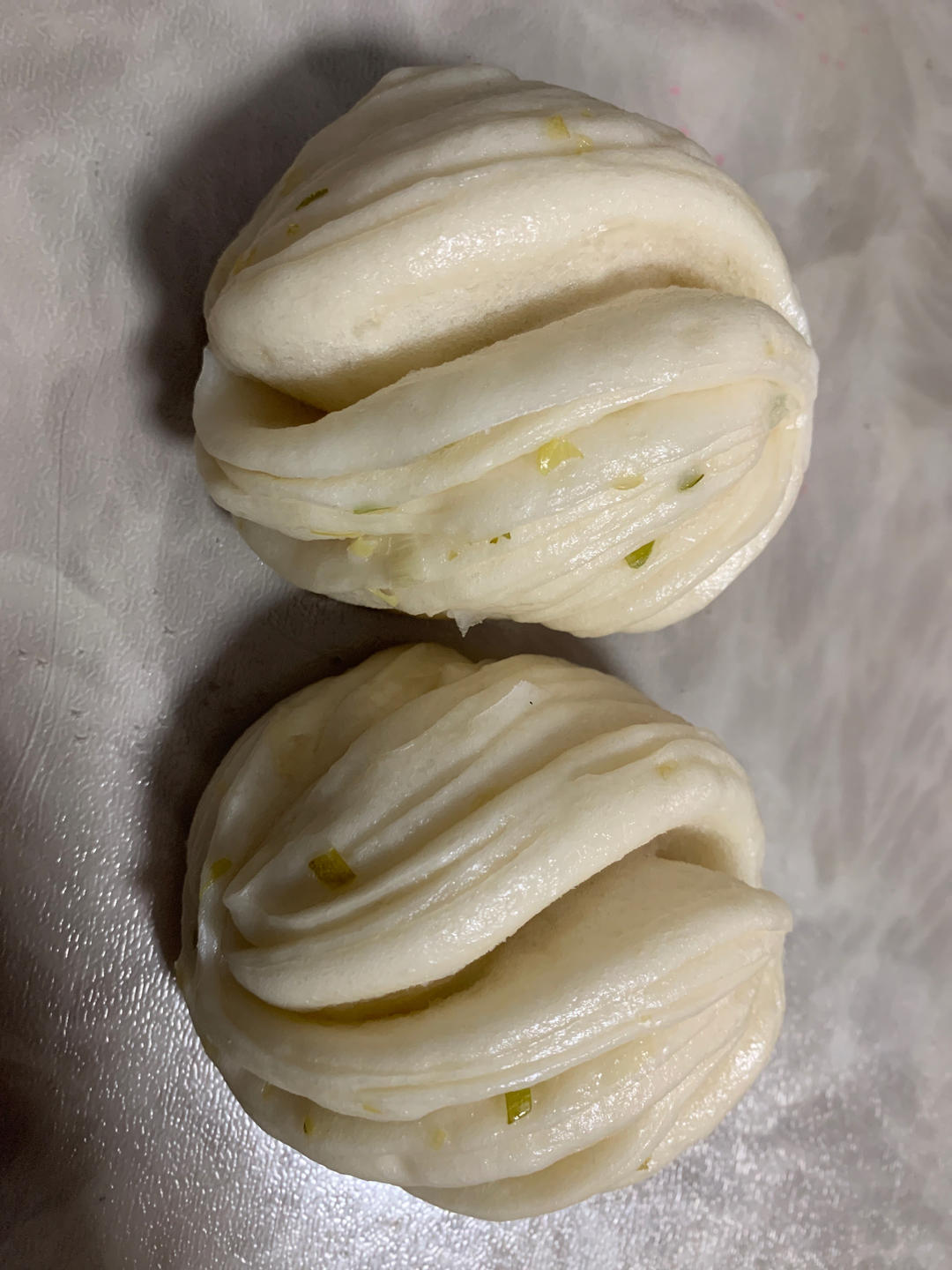 葱油花卷，一根筷子卷出漂亮的造型