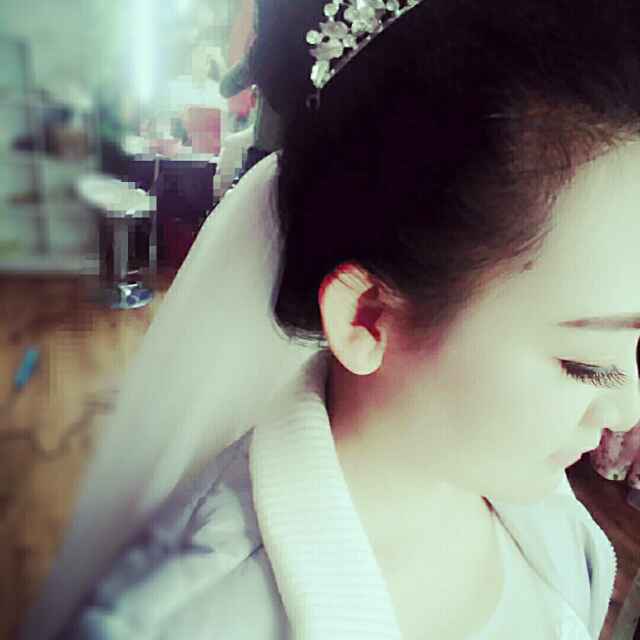 【爱笑的女孩运气都不会太差】