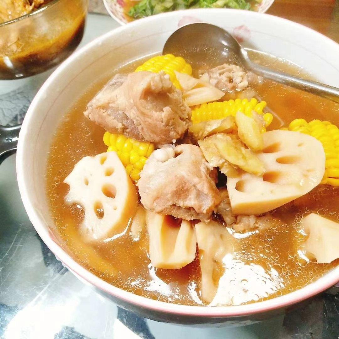莲藕排骨玉米汤（从这道汤说起，如何煲一碗好喝的汤）