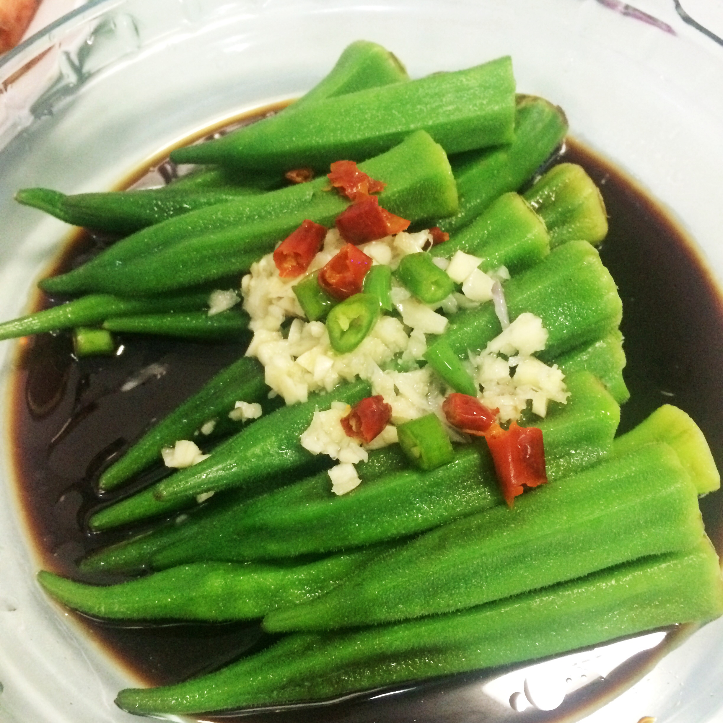 天堂的雨做的白灼秋葵